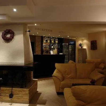 Winslow Atrium فندق