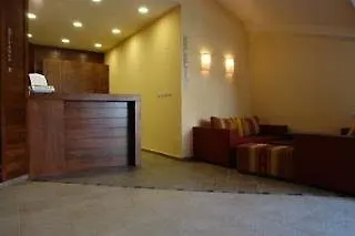 Winslow Atrium فندق
